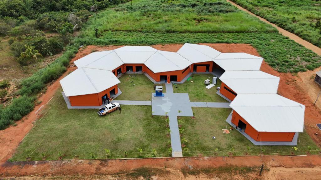 Governo de Mato Grosso inaugura nova escola indígena na Terra Indígena Wawi em Querência - 